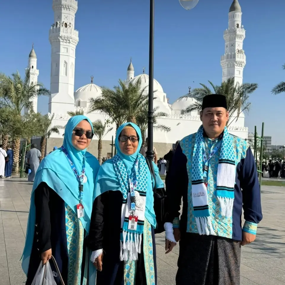 Paket dan Biaya Umrah Samira Travel